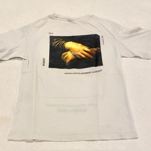 White t-shirt w Mona Lisa street style graphic